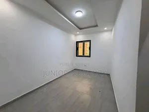 3chbre Duplex dans Abidjan Pbf -Btp, Cocody à Vendre