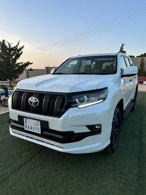 Toyota Land Cruiser Prado 2021 Blanc cassé
