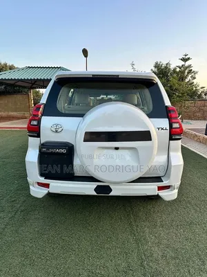 Toyota Land Cruiser Prado 2021 Blanc cassé
