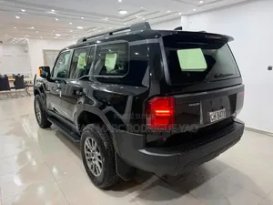 Nouveau Toyota Land Cruiser 2026 Noir