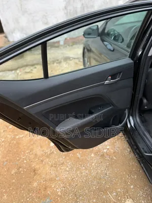 Hyundai Elantra 2016 Noir