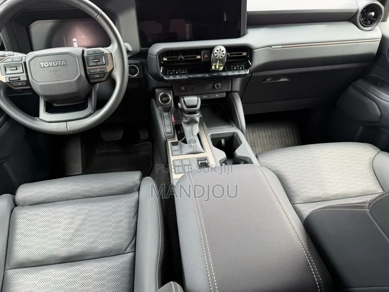 Toyota Land Cruiser Prado 2025 Gris