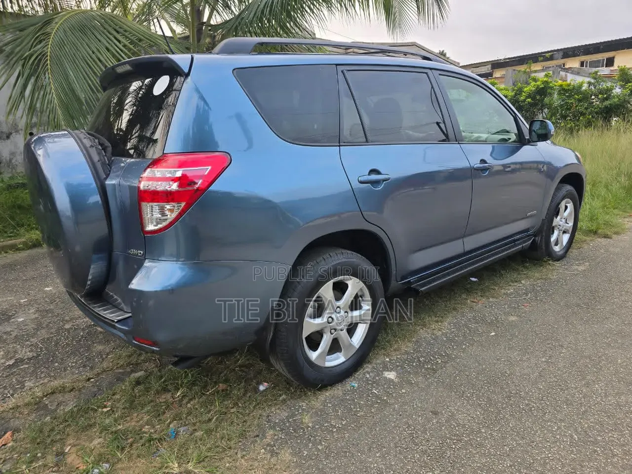 Toyota RAV4 2012 Autre