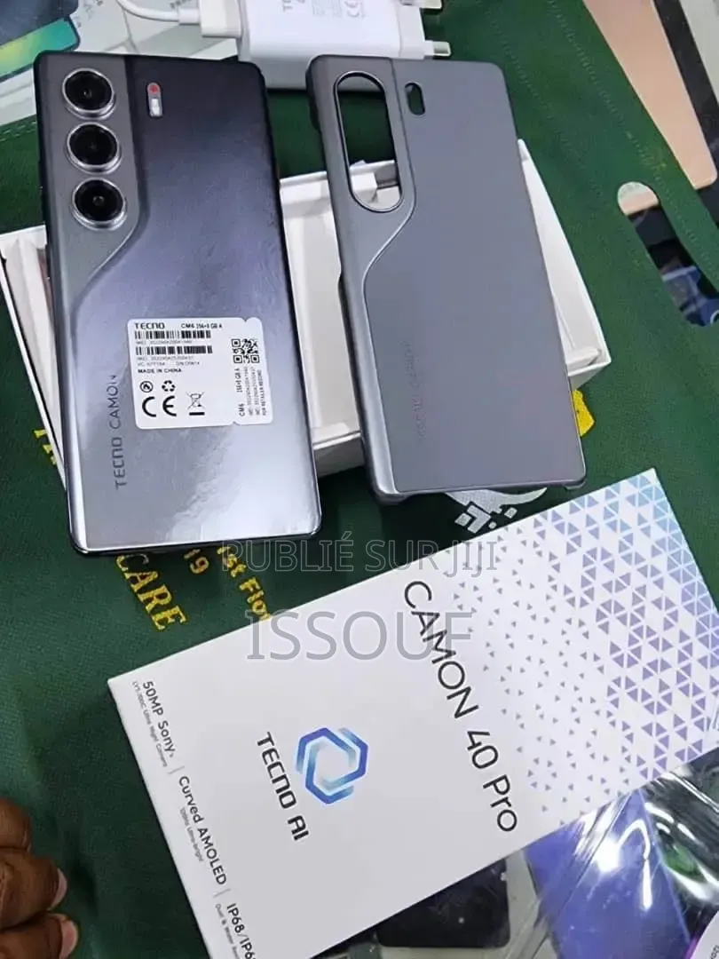 Nouveau Tecno Camon 40 Pro 4G 256 GB Autre