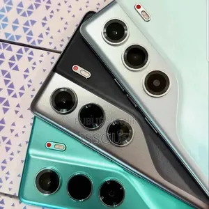Nouveau Tecno Camon 40 Pro 4G 256 GB Autre