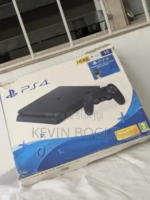 Vente De PS4 Slim
