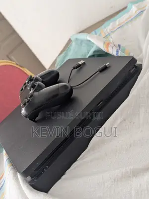 Vente De PS4 Slim