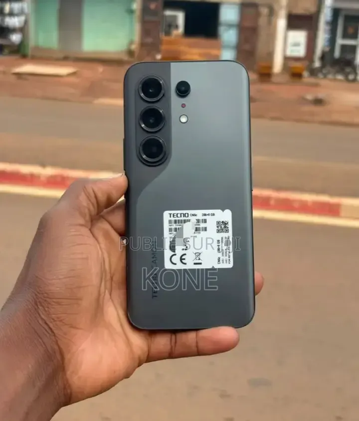 Nouveau Tecno Camon 50 Pro 256 GB Bleu