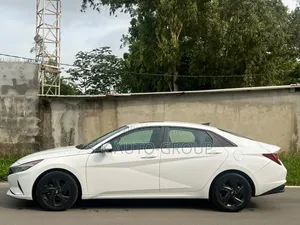 Hyundai Elantra 2021 Blanc