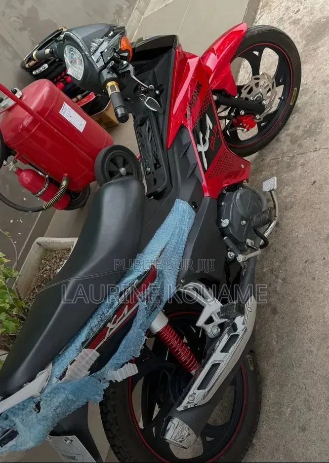 Nouveau KTM Duke 125 2026 Rouge