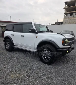 Ford Bronco 2024 Blanc