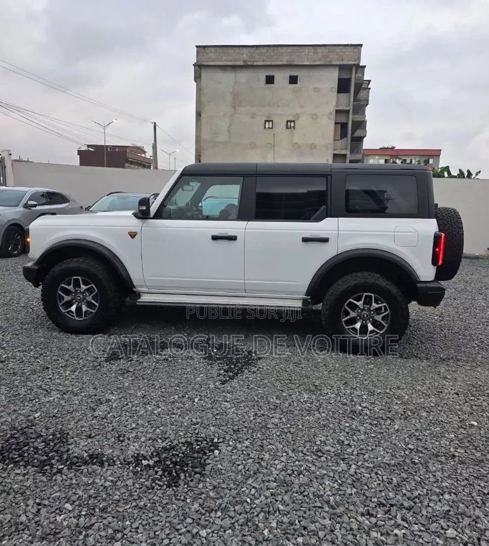 Ford Bronco 2024 Blanc