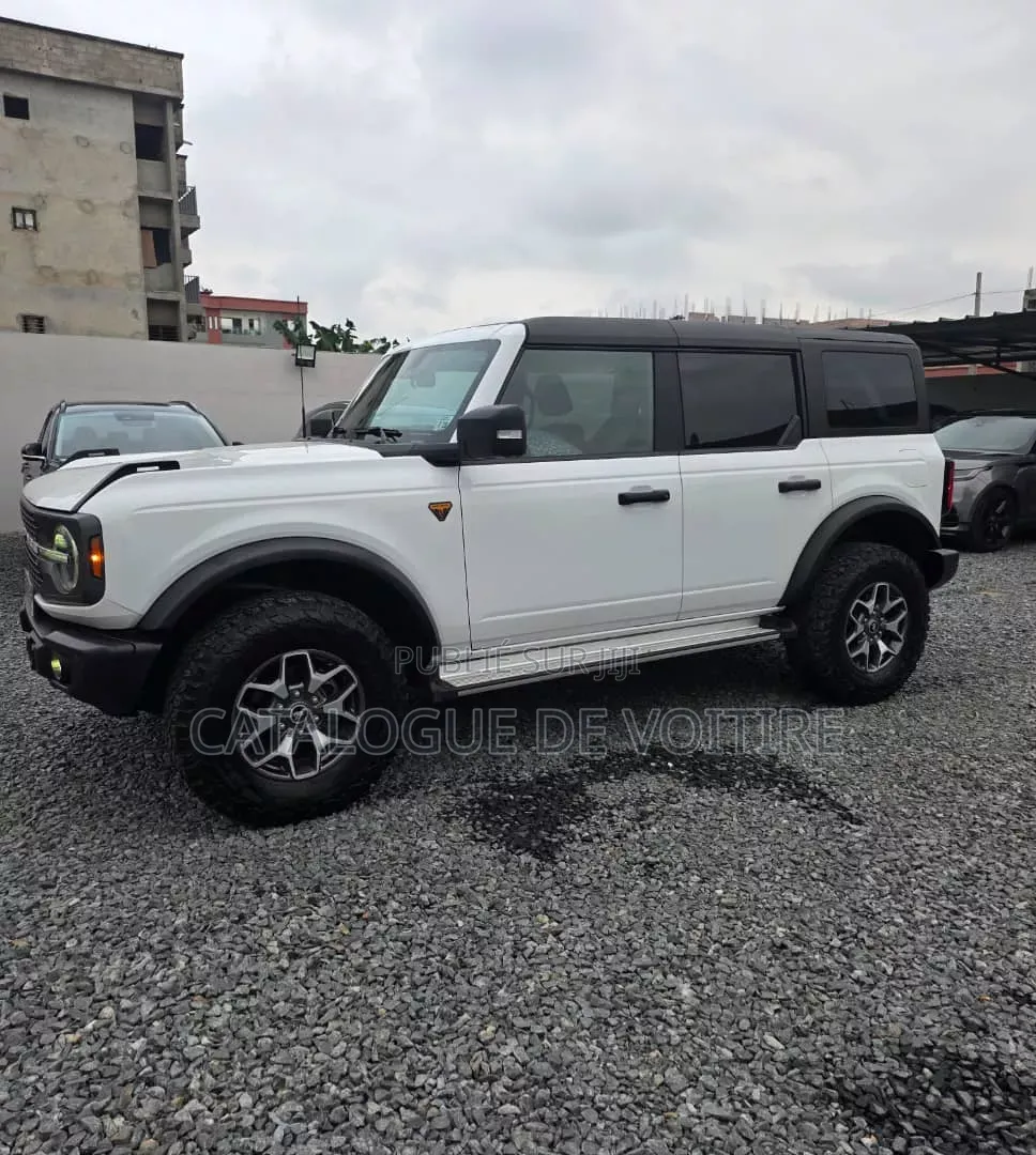 Ford Bronco 2024 Blanc