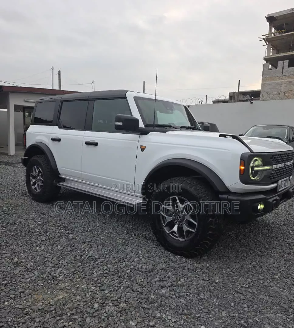 Ford Bronco 2024 Blanc