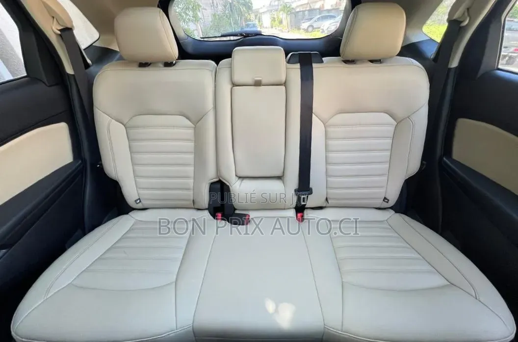 Ford Escape S 2021 Blanc