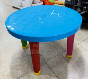 Ensemble Table Ronde Et Chaises Multicolores en Plastique Pour Enfants