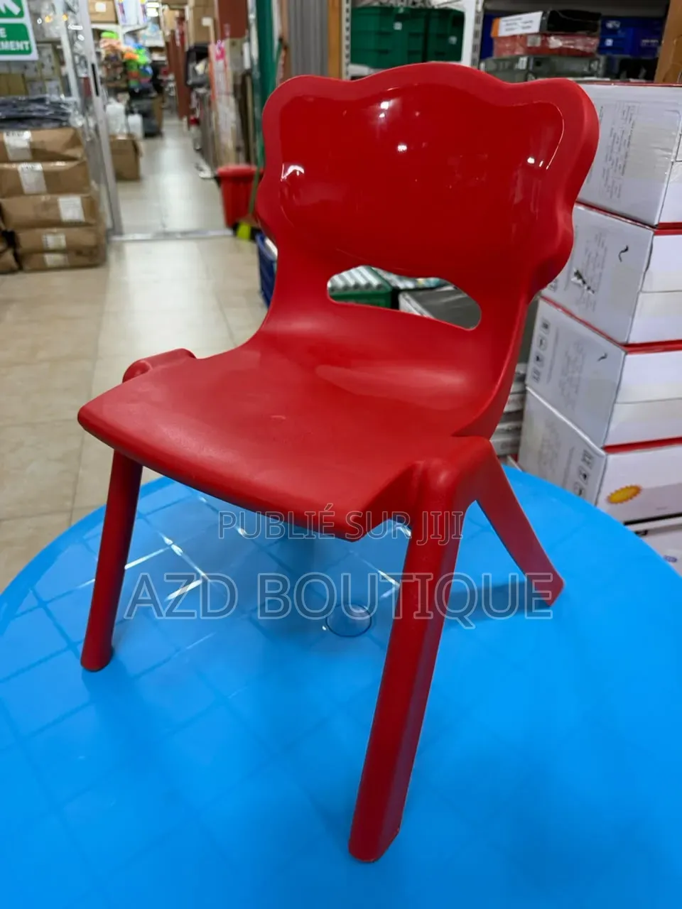 Ensemble Table Ronde Et Chaises Multicolores en Plastique Pour Enfants