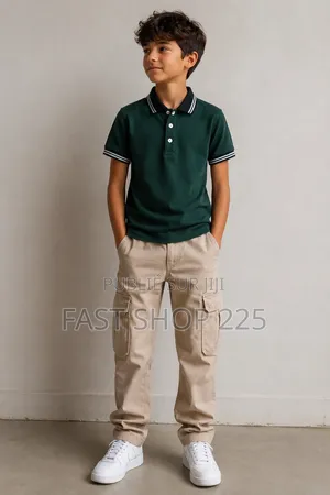 Lot Polo Vert + Pantalon Beige