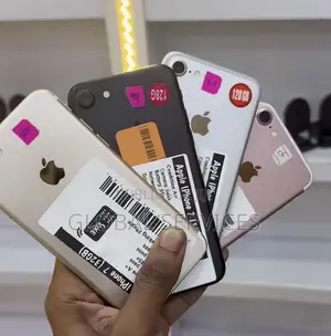 Nouveau Apple iPhone 7 128 GB Autre