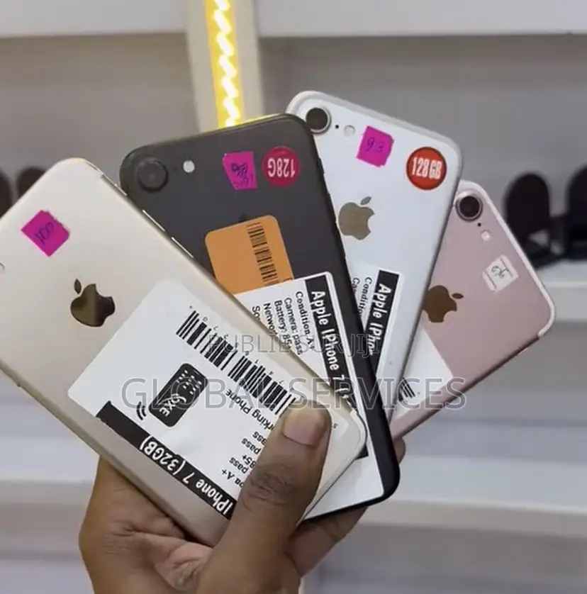 Nouveau Apple iPhone 7 128 GB Autre