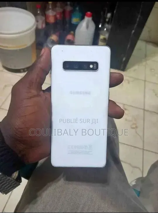 Nouveau Samsung Galaxy S10 Plus 128 GB Autre