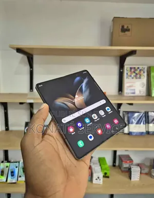 Nouveau Samsung Galaxy Z Fold4 512 GB Autre