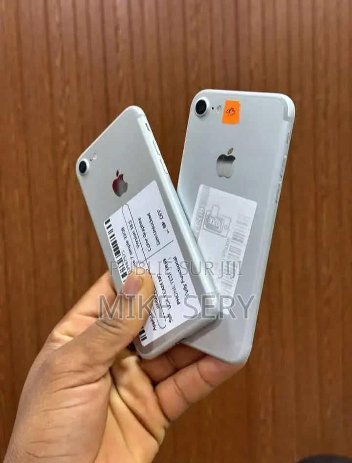 Nouveau Apple iPad (2025) 32 GB Blanc