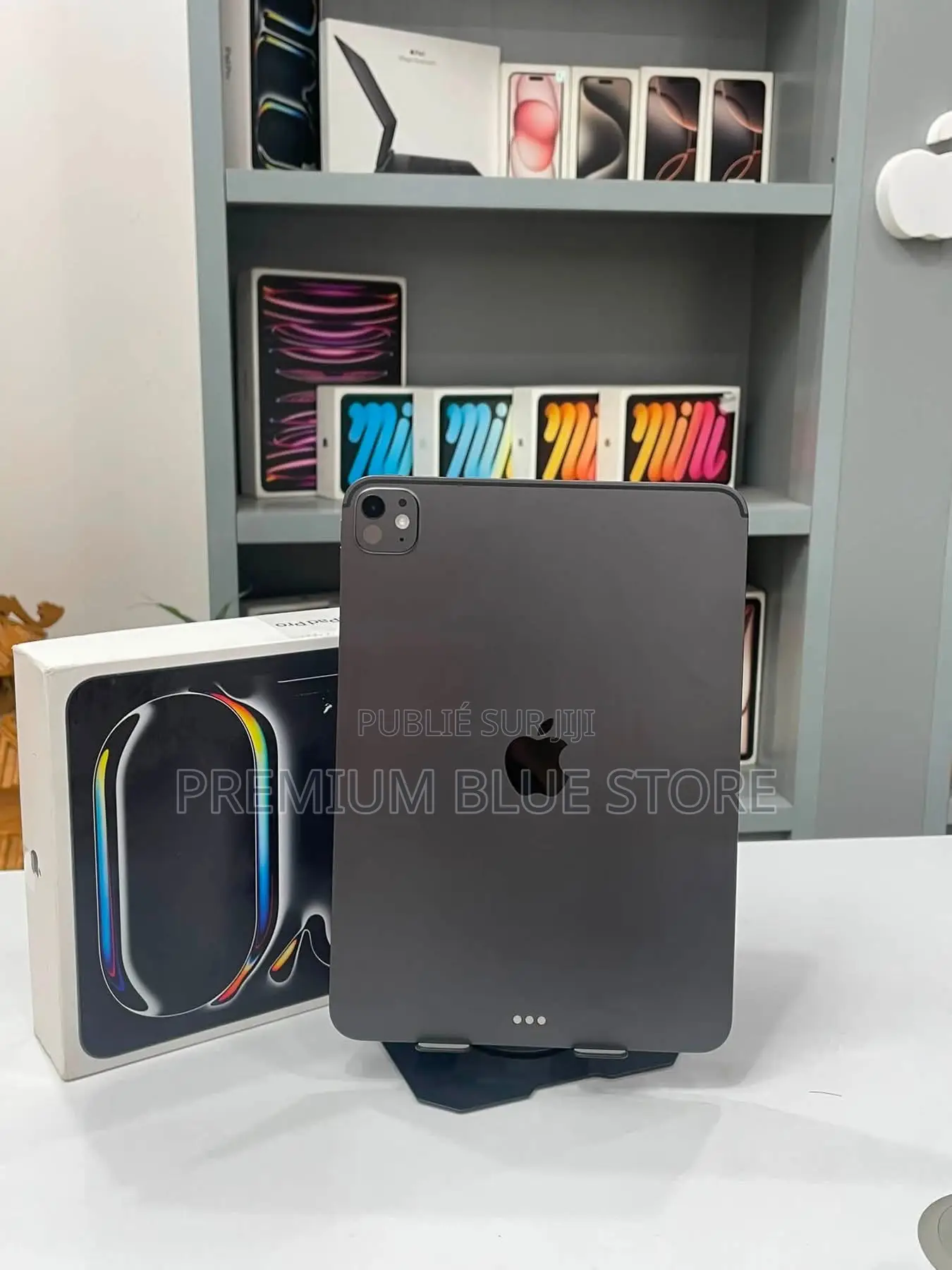 Nouveau Apple iPad Pro 13 (2025) 256 GB Autre