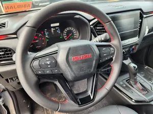 Nouveau Isuzu D-MAX 2026 Gris