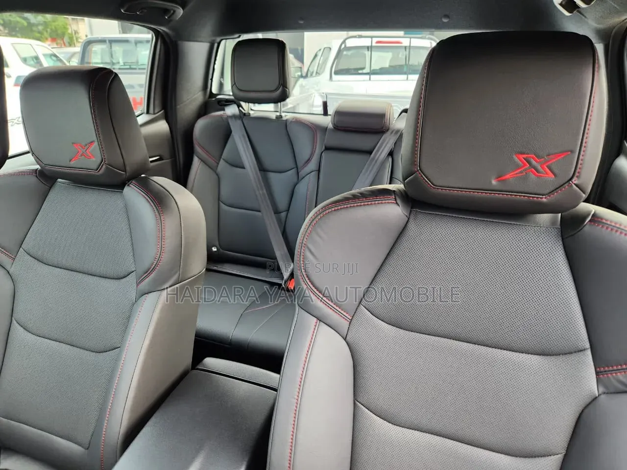 Nouveau Isuzu D-MAX 2026 Gris