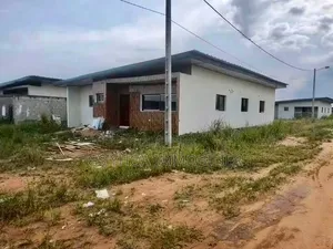3chbre Villa dans Bingerville à Vendre