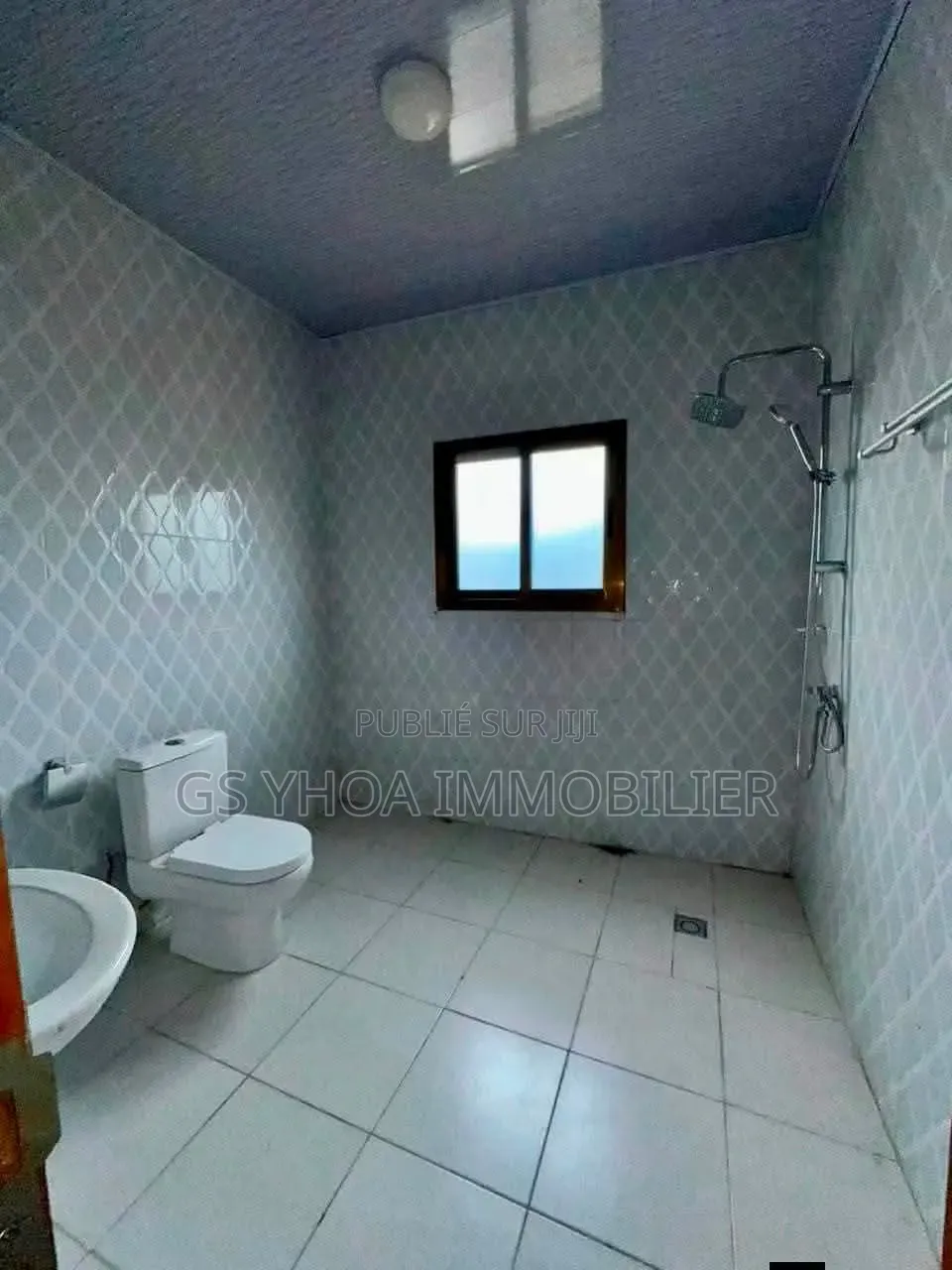 3chbre Villa dans Bingerville à Vendre