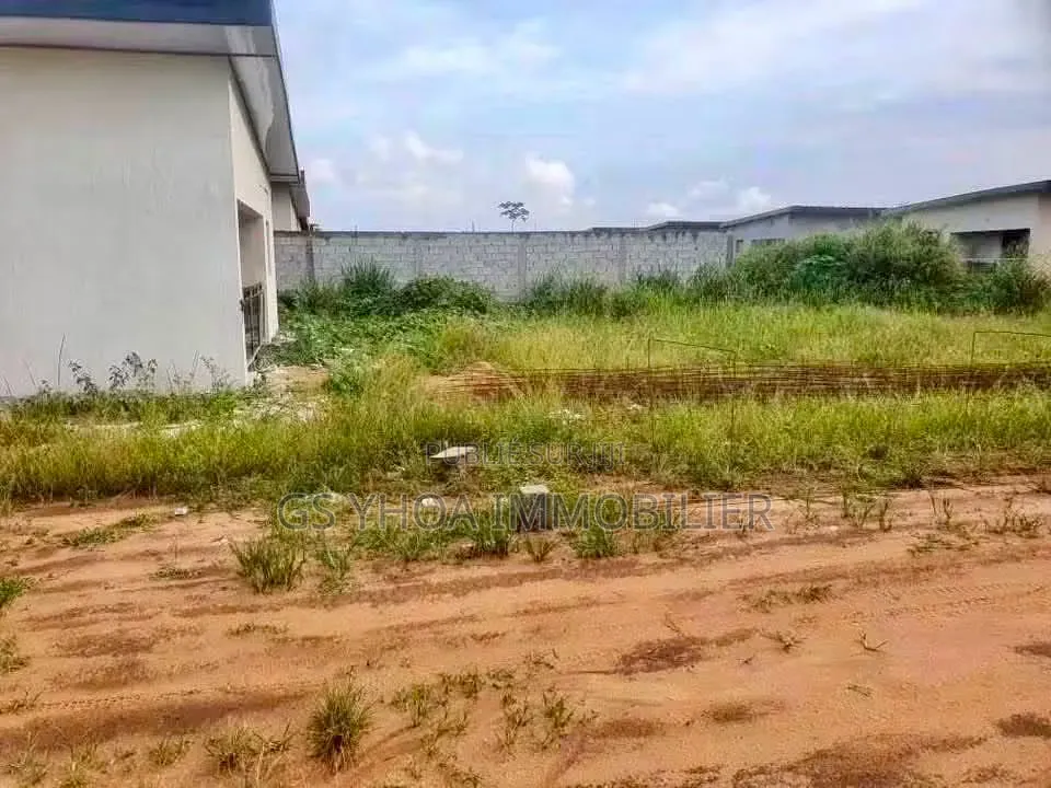 3chbre Villa dans Bingerville à Vendre
