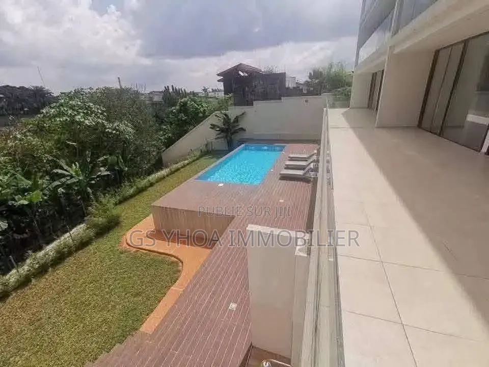3chbre Appartement dans Deux Plateaux à Vendre
