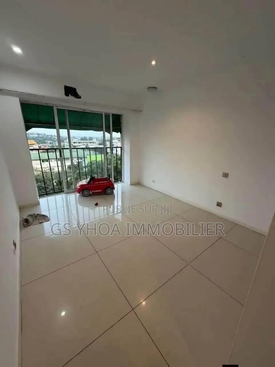 3chbre Appartement dans Bingerville à Vendre