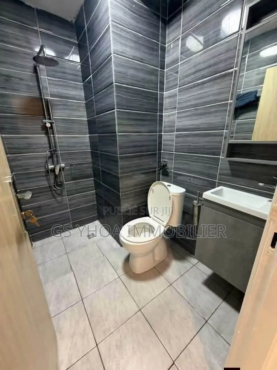 3chbre Appartement dans Bingerville à Vendre