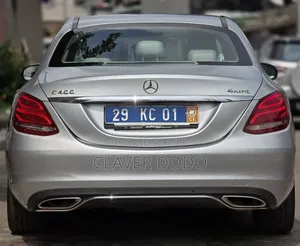 Mercedes-Benz C400 4Matic AWD Sedan (3.0L V6 7A) 2015 Gris