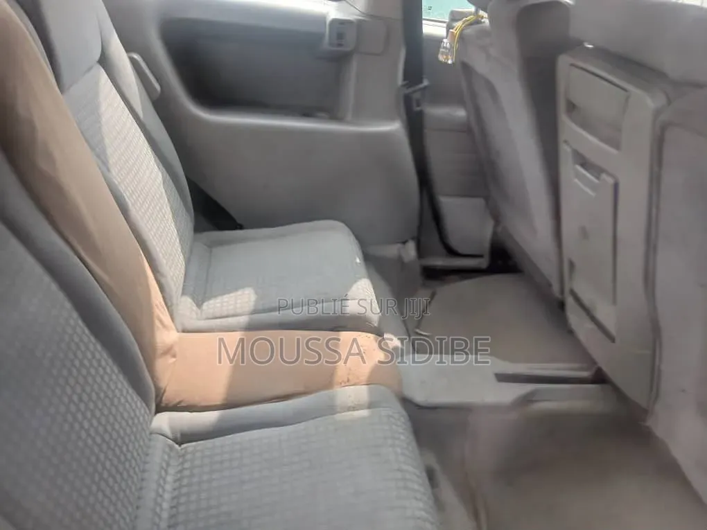 Opel Zafira 2004 Gris