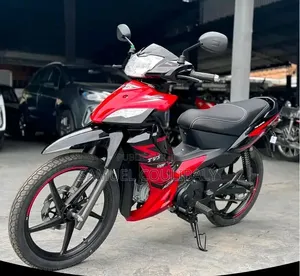 Nouveau TVS Apache 180 RTR 2025 Autre