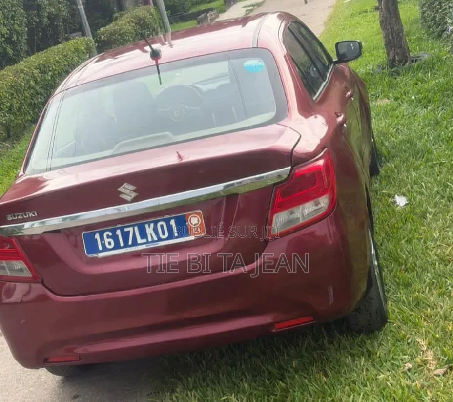 Suzuki Dzire 2022 Rouge