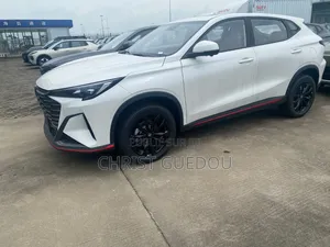 Nouveau Changan X5 Plus 1.5 Blue Core FWD 2024 Blanc