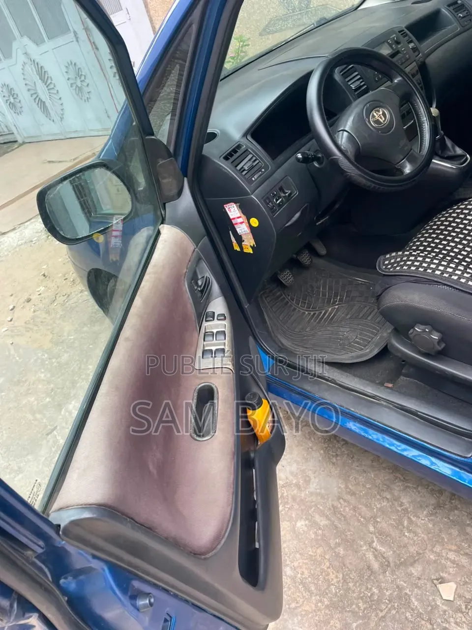 Toyota Verso 2009 Bleu