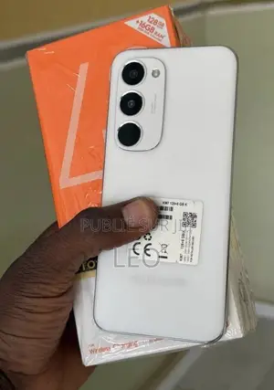 Nouveau Tecno Spark 40 Pro+ 256 GB Blanc