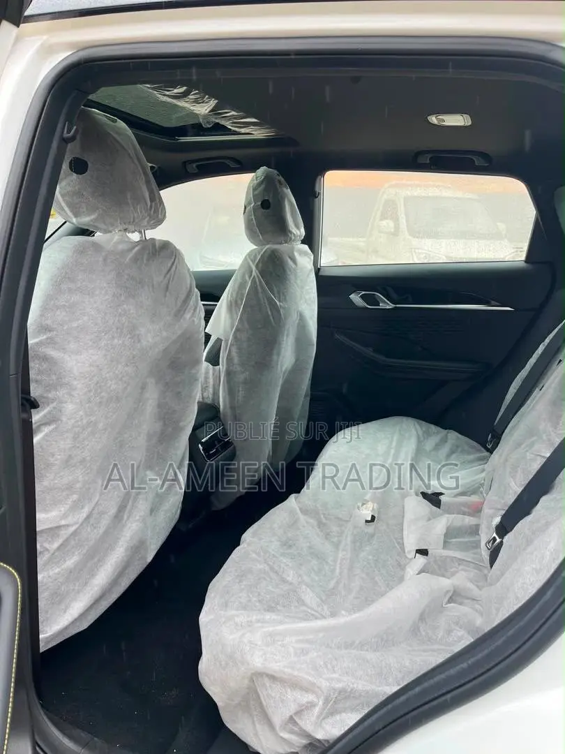 Nouveau Voiture 2025 Blanc