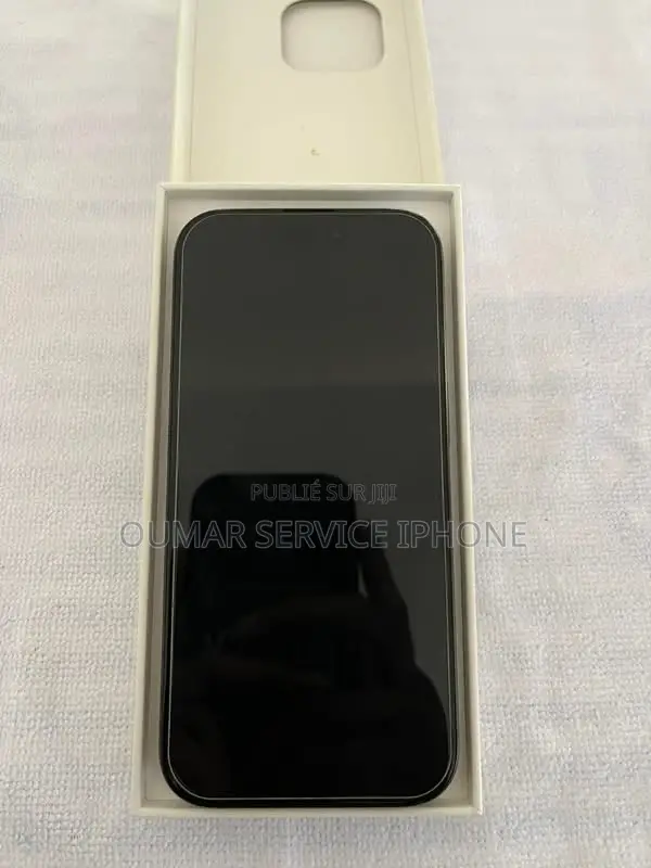 Nouveau Apple iPhone 15 Pro 256 GB Noir