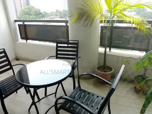 Meublé 2chbre Appartement dans Marcory à Louer