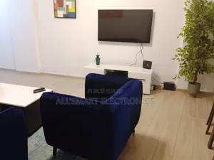 Meublé 2chbre Appartement dans Marcory à Louer