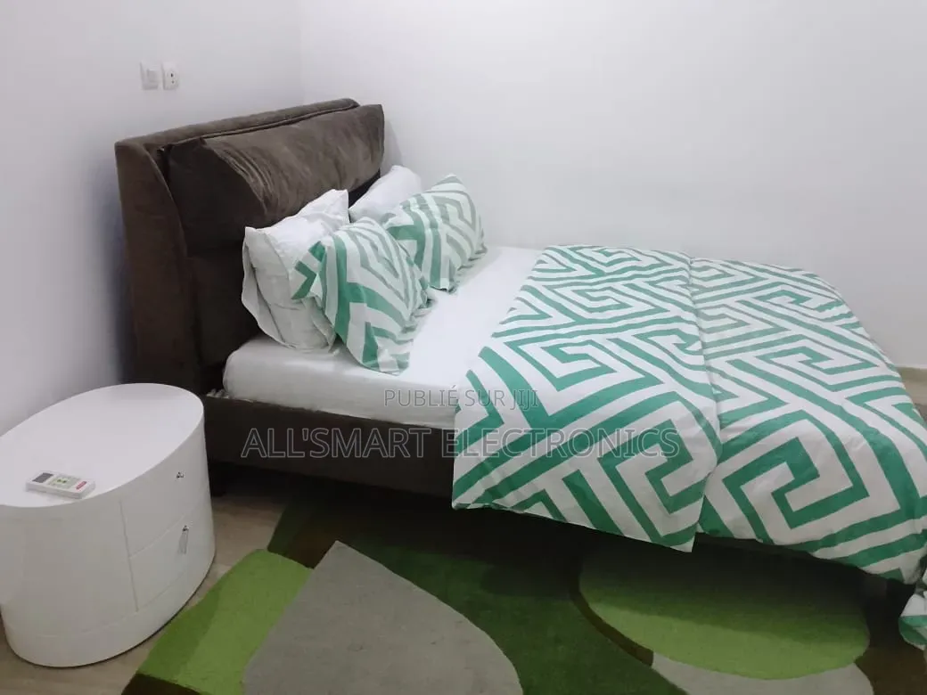 Meublé 2chbre Appartement dans Marcory à Louer