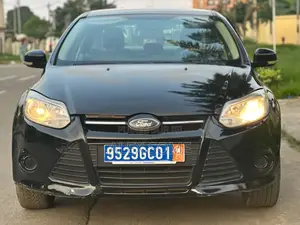 Ford Focus SE 5-Door 2013 Noir