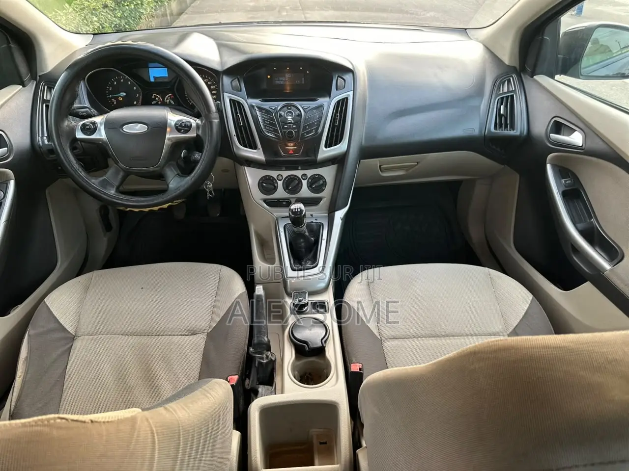 Ford Focus SE 5-Door 2013 Noir